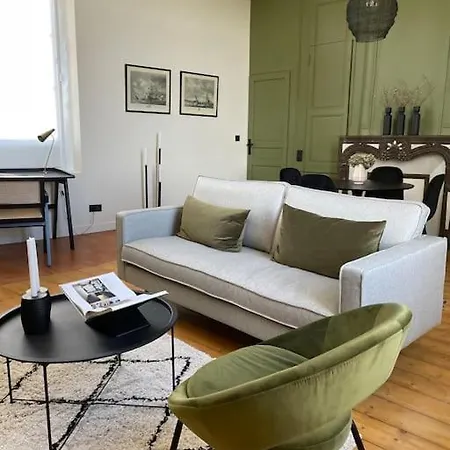 2pers «le Parisien » Saint-Omer (Pas-de-Calais)